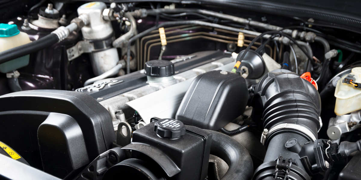 Cambiare motore auto: conviene?